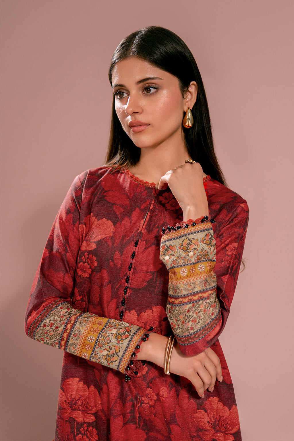 Embroidered - 2 Pc Khaddar Suit