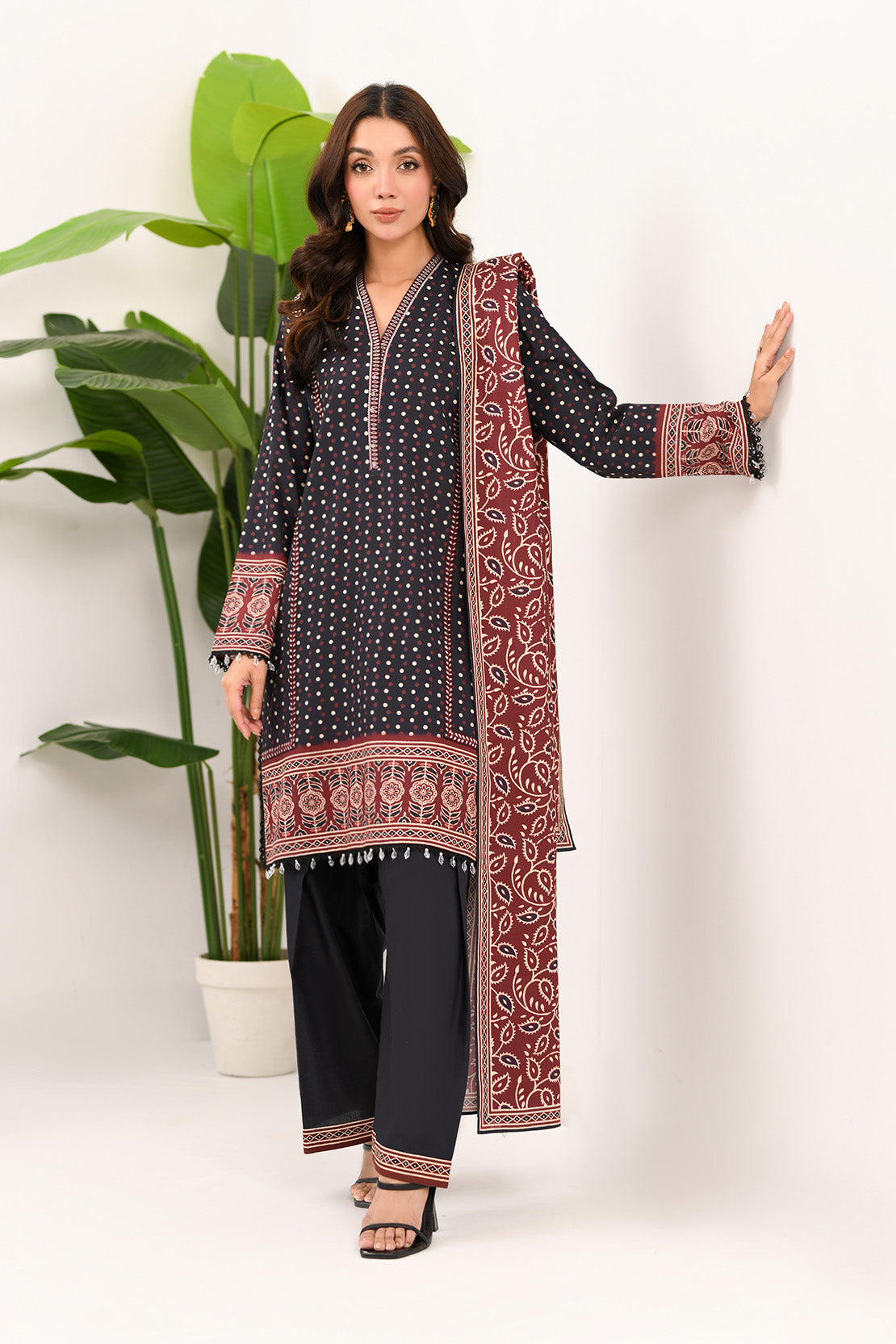 Embroidered - 3 Pc Khaddar Suit