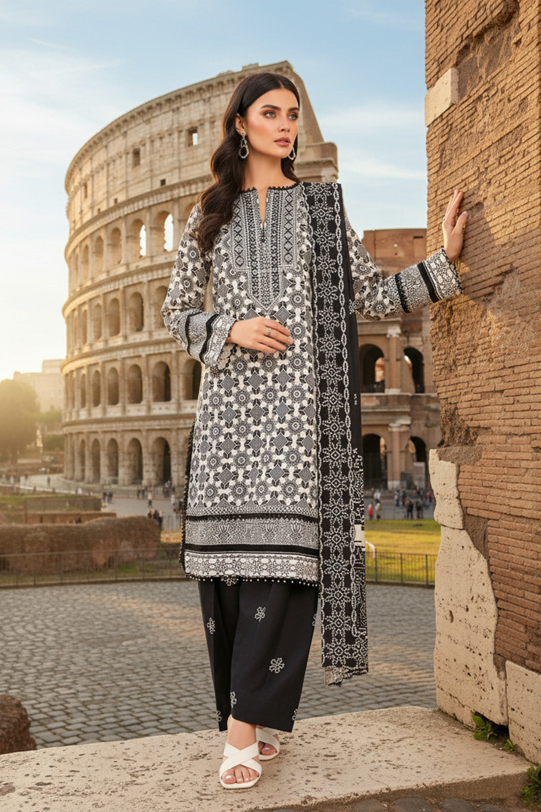 Embroidered - 3 Pc Khaddar Suit