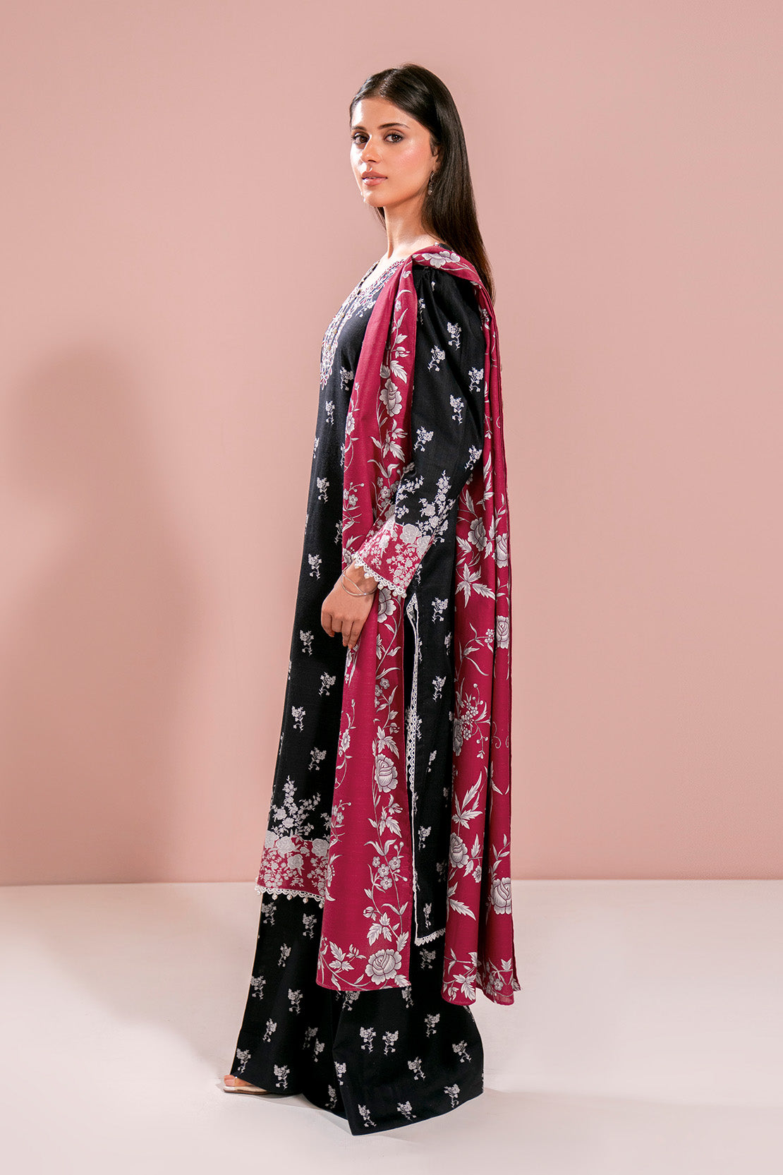 Embroidered - 3 Pc Khaddar Suit