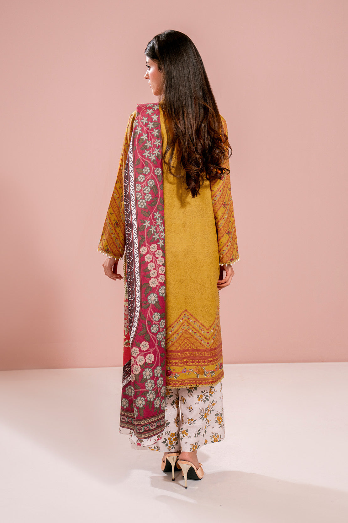 Embroidered - 3 Pc Khaddar Suit