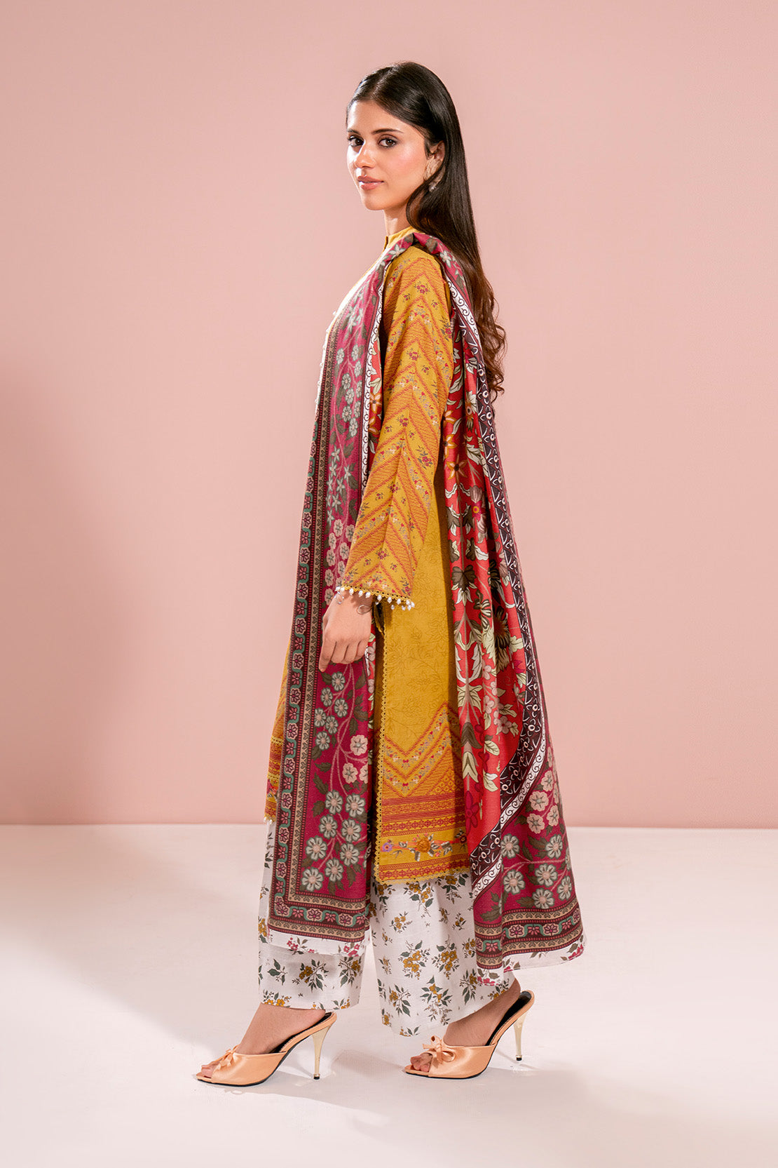 Embroidered - 3 Pc Khaddar Suit