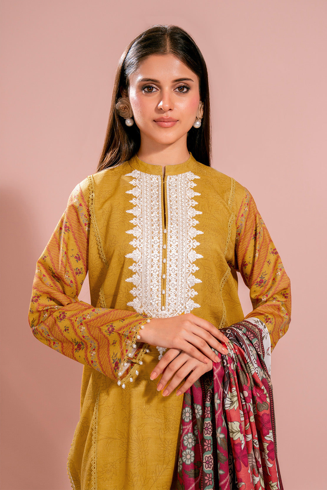 Embroidered - 3 Pc Khaddar Suit