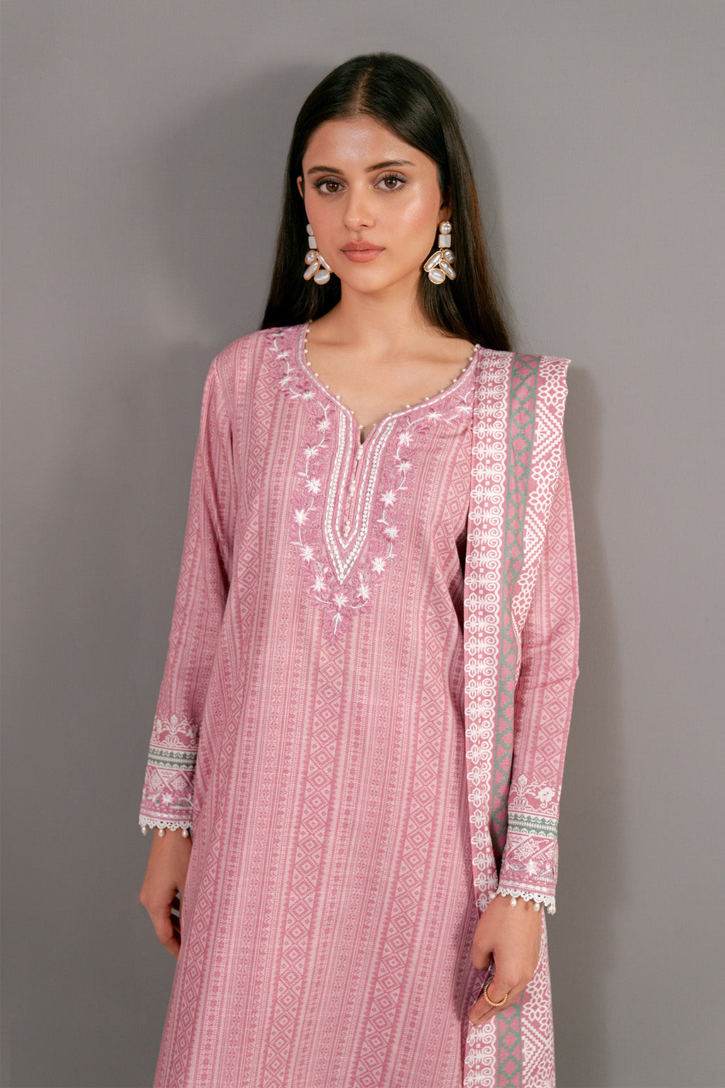Embroidered - 3 Pc Khaddar Suit