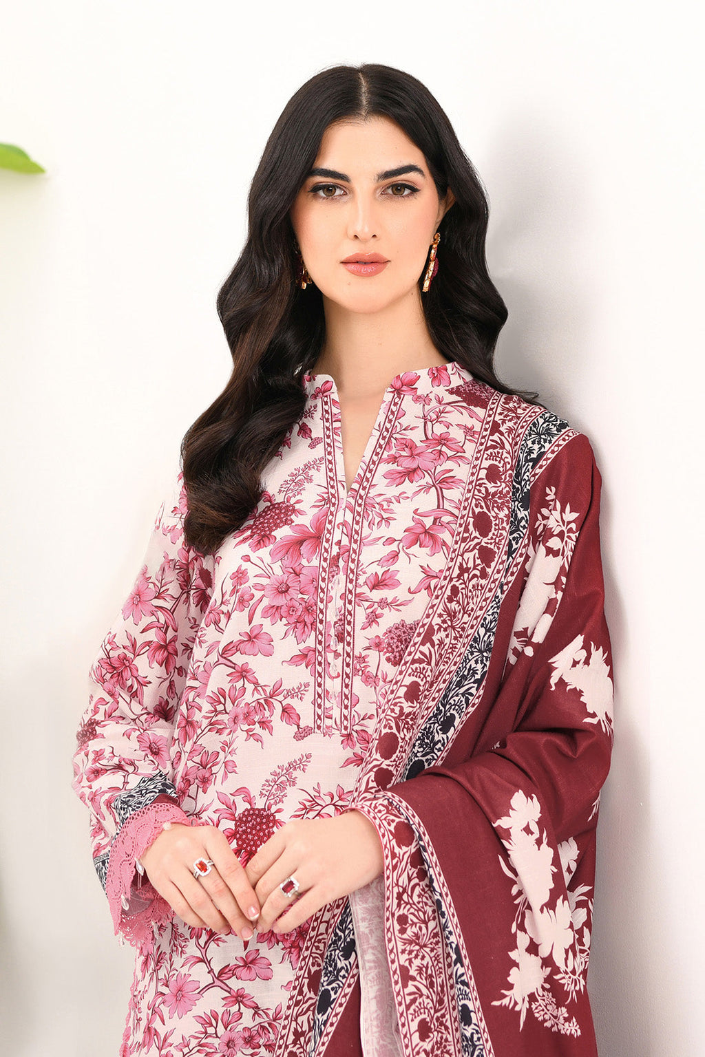 Printed - 3 Pc Khaddar Suit