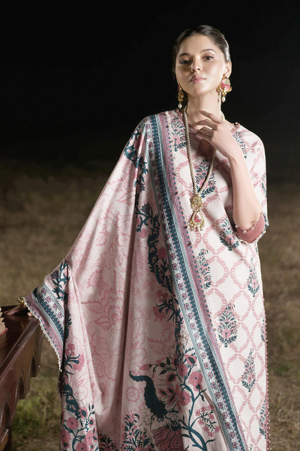 Printed - 3 Pc Khaddar Suit