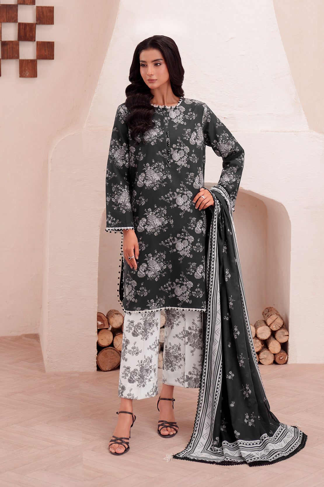 Printed - 3 Pc Lawn Suit (Lawn Dupatta)