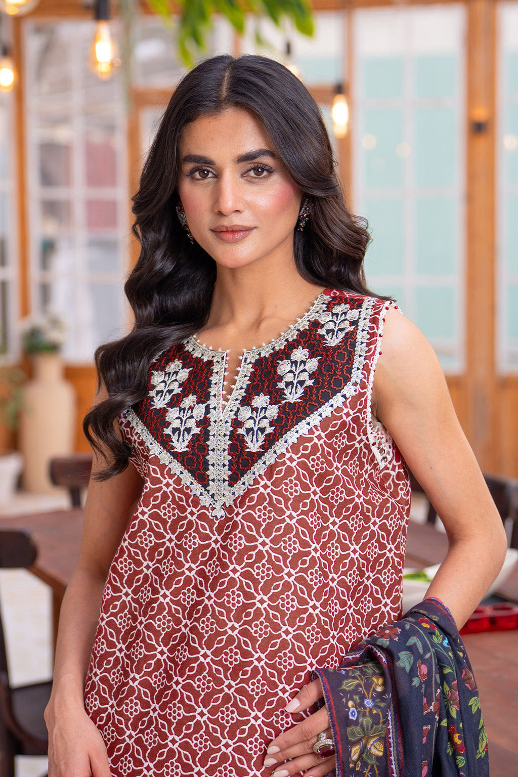 Embroidered - 2 Pc Lawn Suit (Lawn Dupatta)
