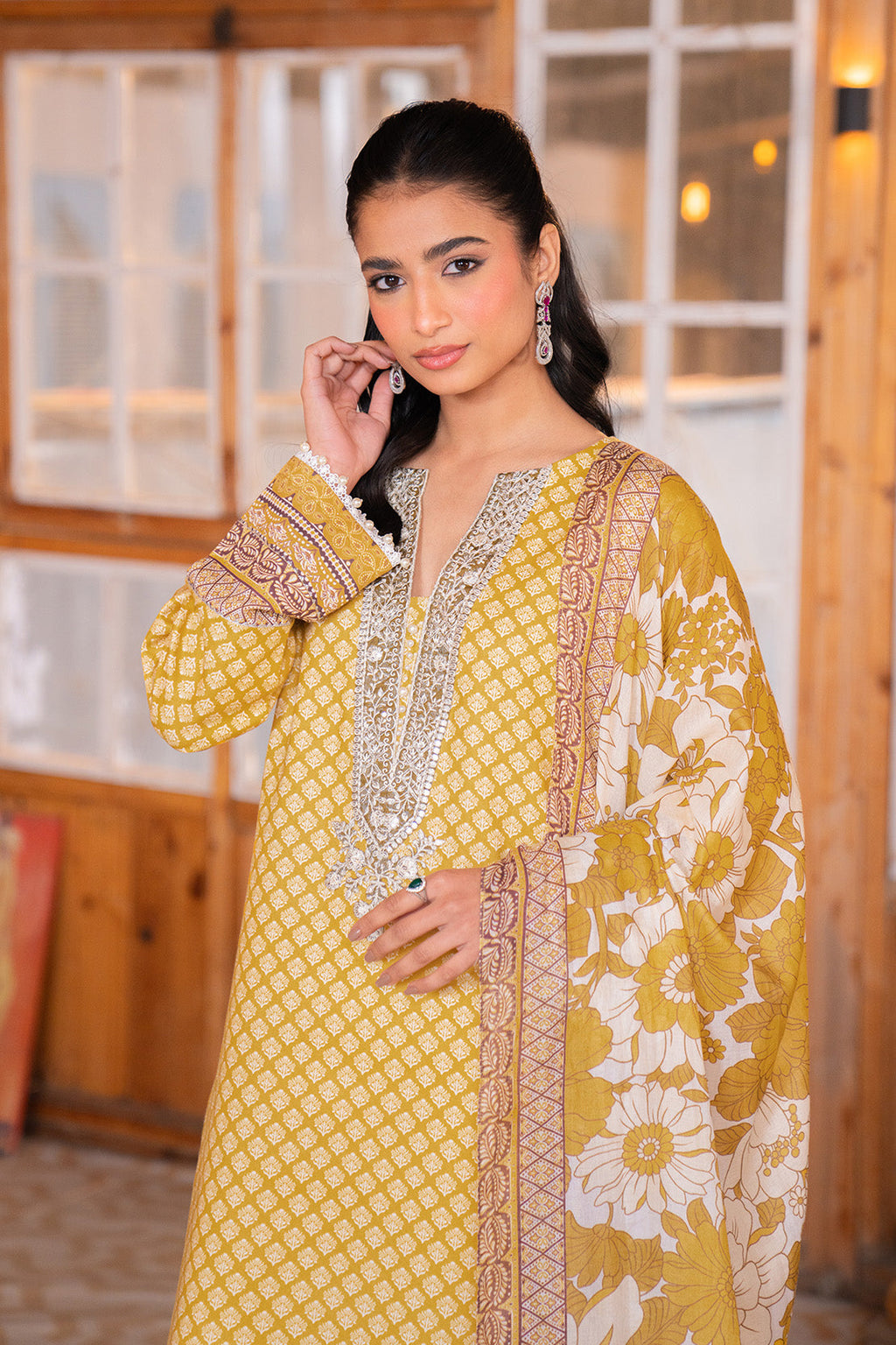 Embroidered - 3 Pc Lawn Suit (Lawn Dupatta)
