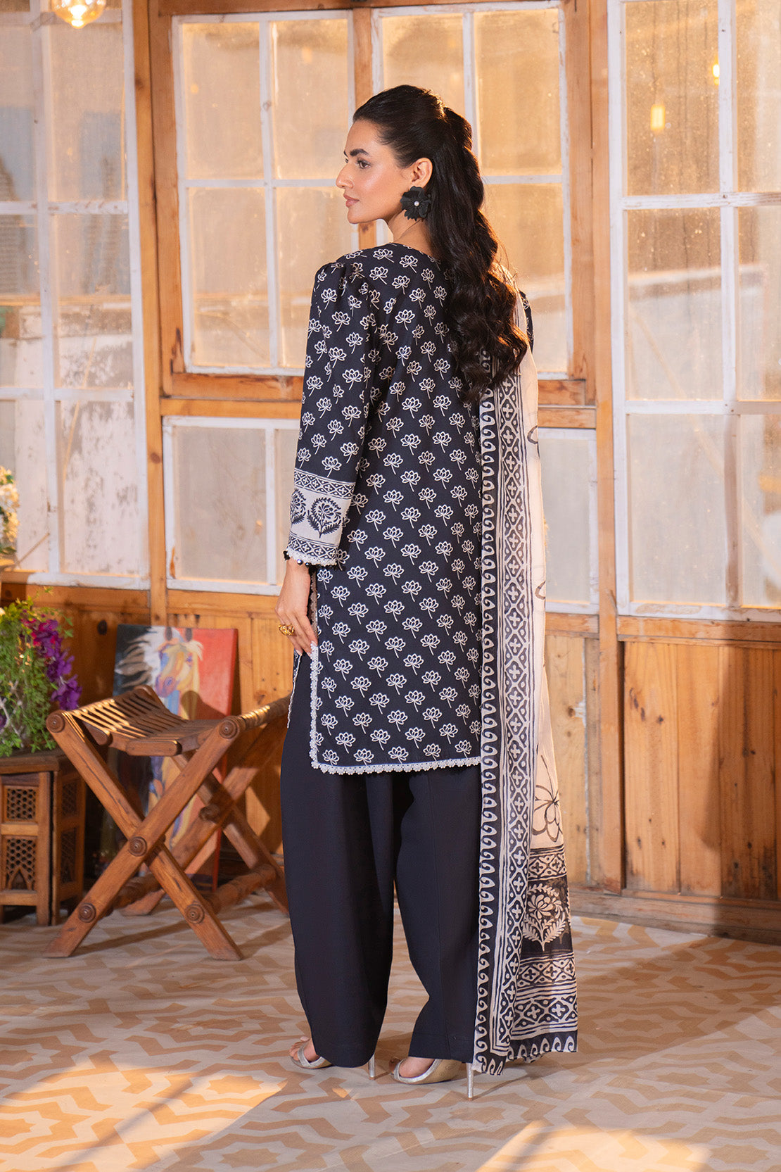 Embroidered - 3 Pc Lawn Suit (Lawn Dupatta)