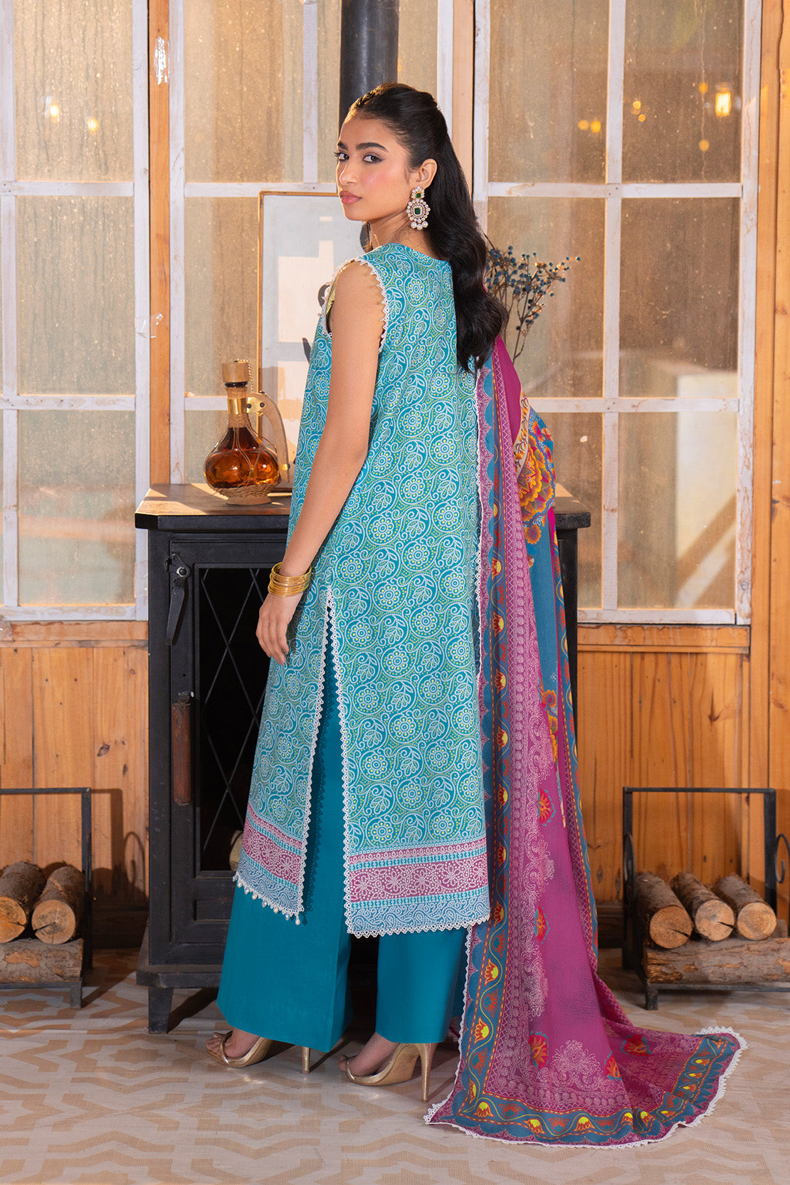 Embroidered - 3 Pc Lawn Suit (Lawn Dupatta)