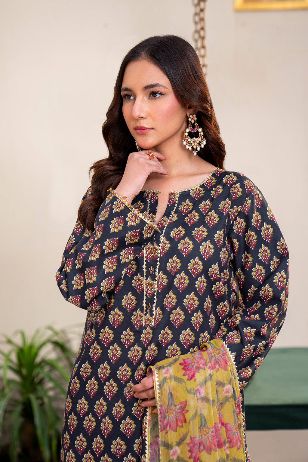 Printed - 3 Pc Lawn Suit (Chiffon Dupatta)