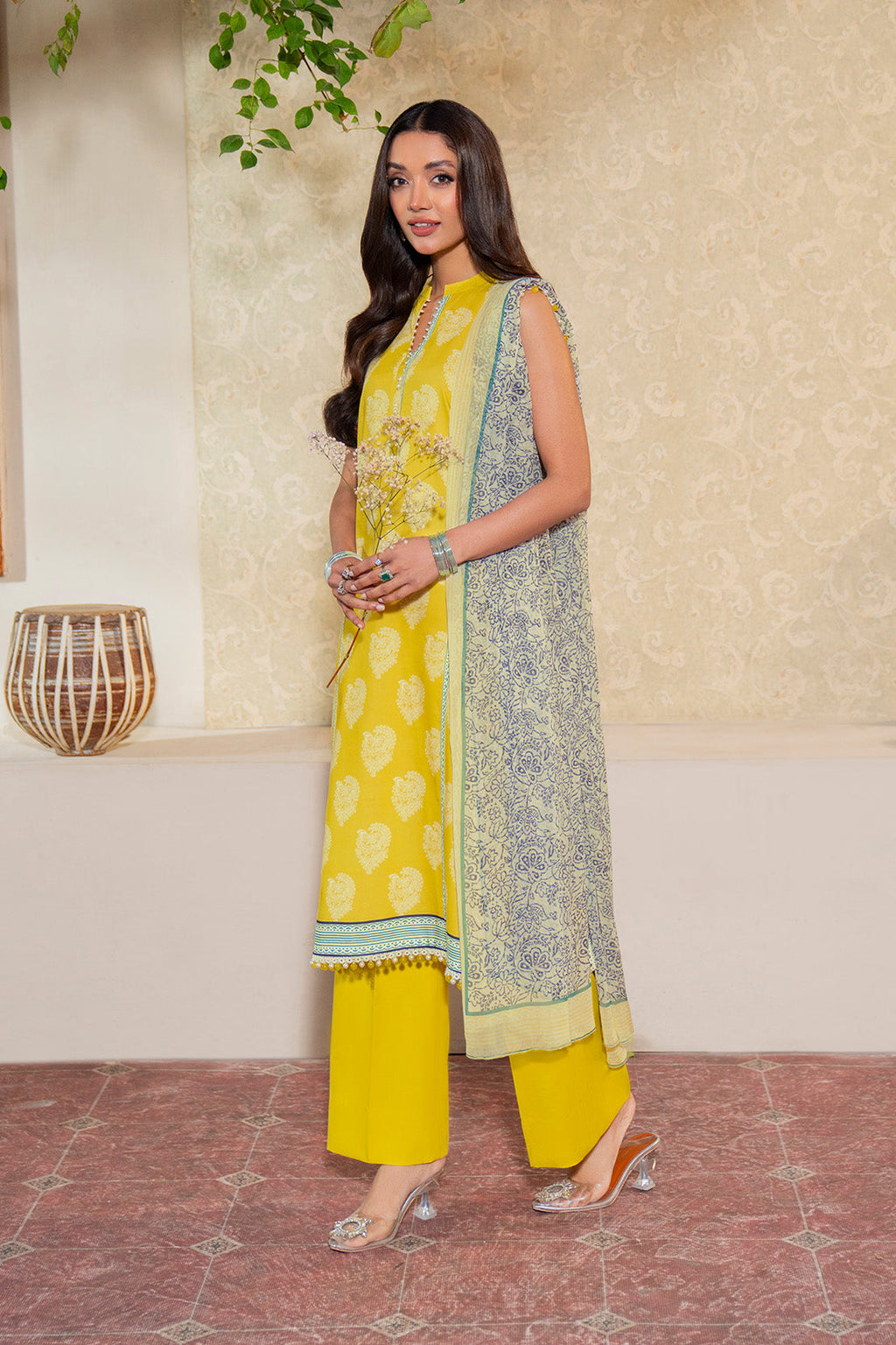 Printed - 3 Pc Lawn Suit (Chiffon Dupatta)