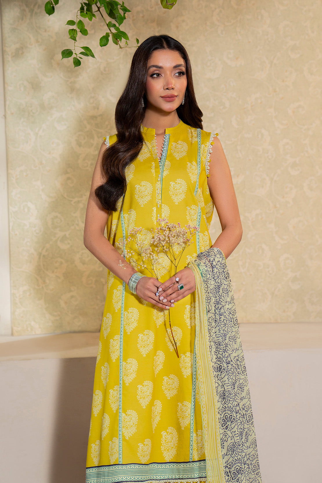 Printed - 3 Pc Lawn Suit (Chiffon Dupatta)