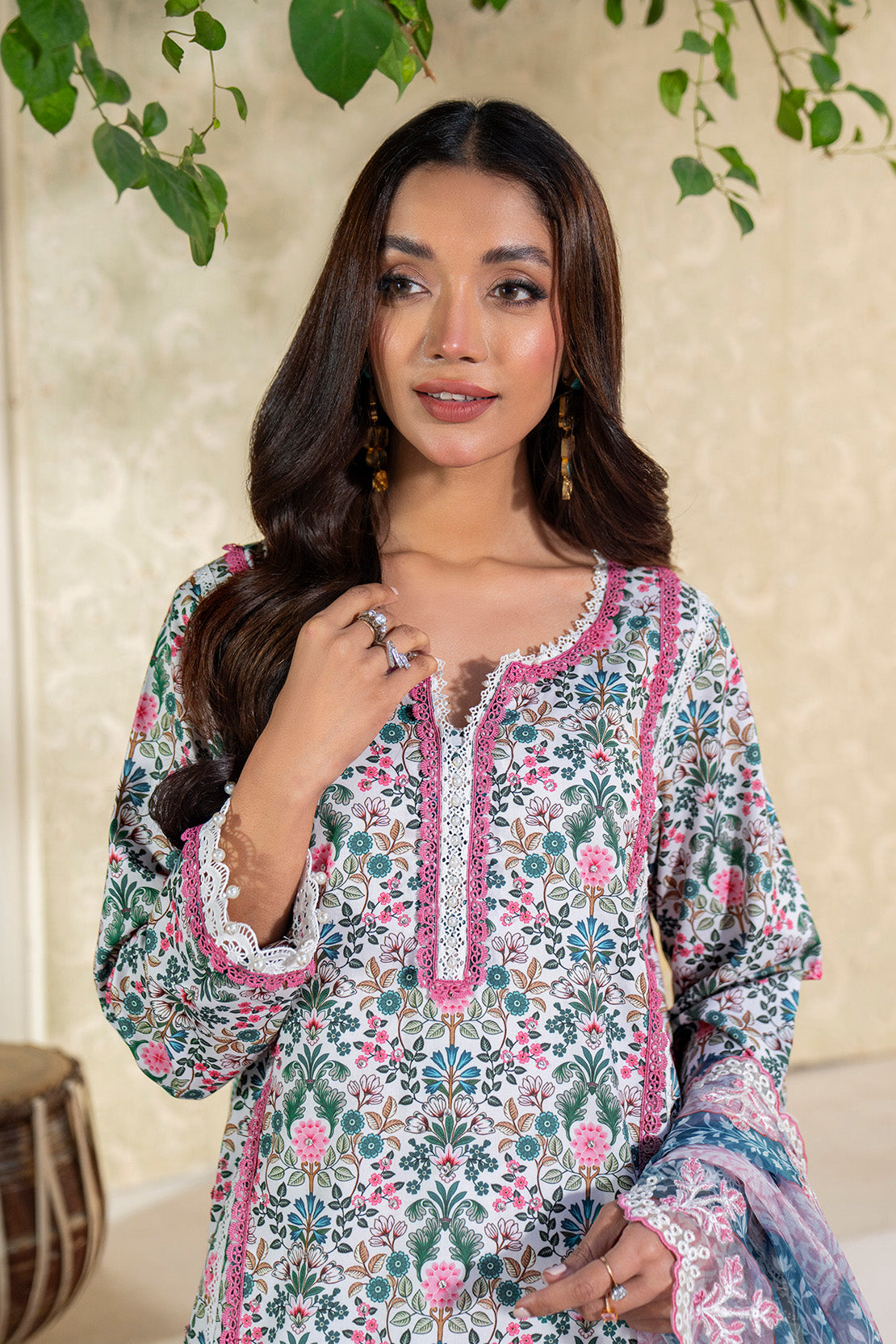 Embroidered - 3 Pc Lawn Suit (Organza Dupatta)