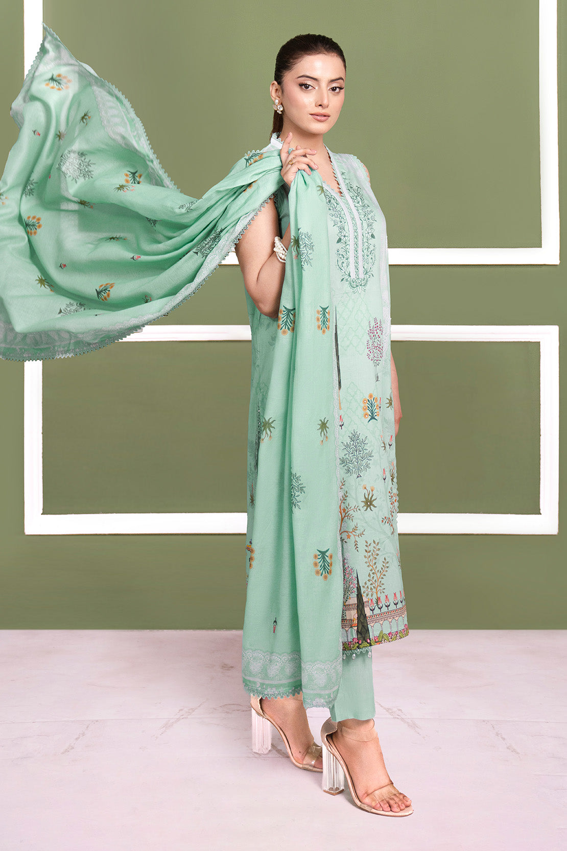 Printed - 3 Pc Cambric Suit