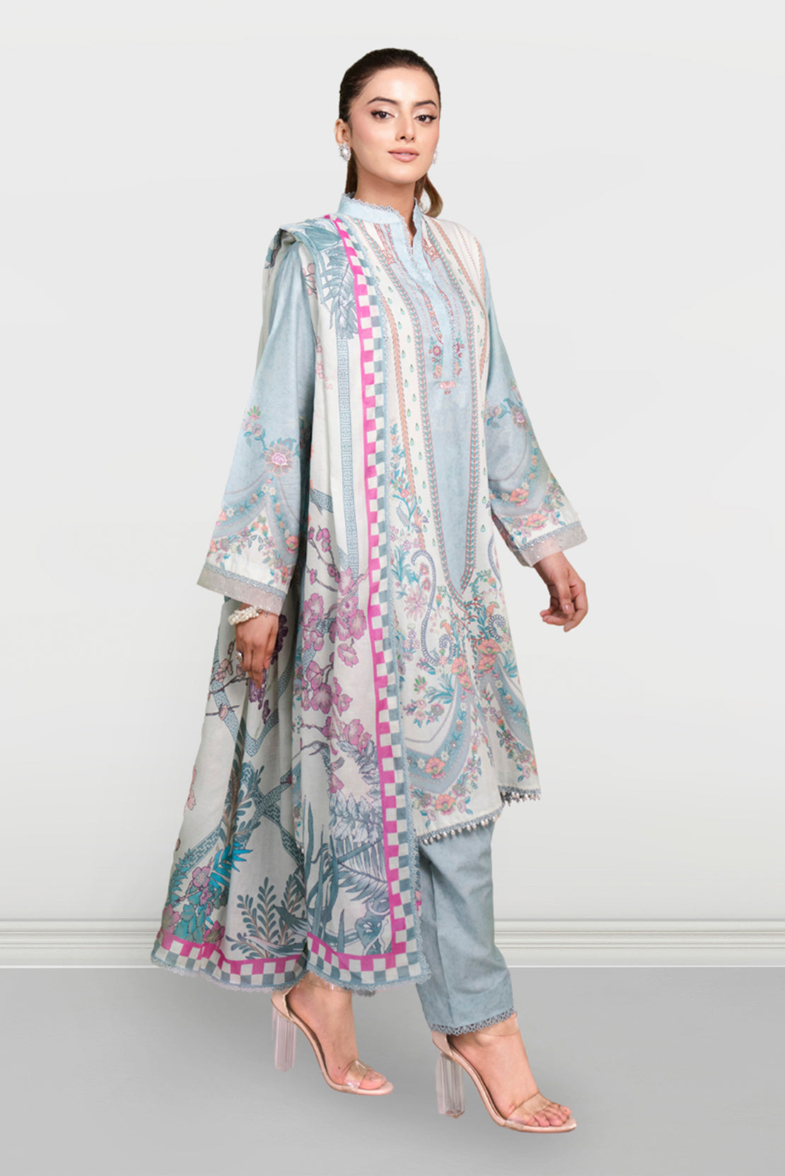 Printed - 3 Pc Cambric Suit