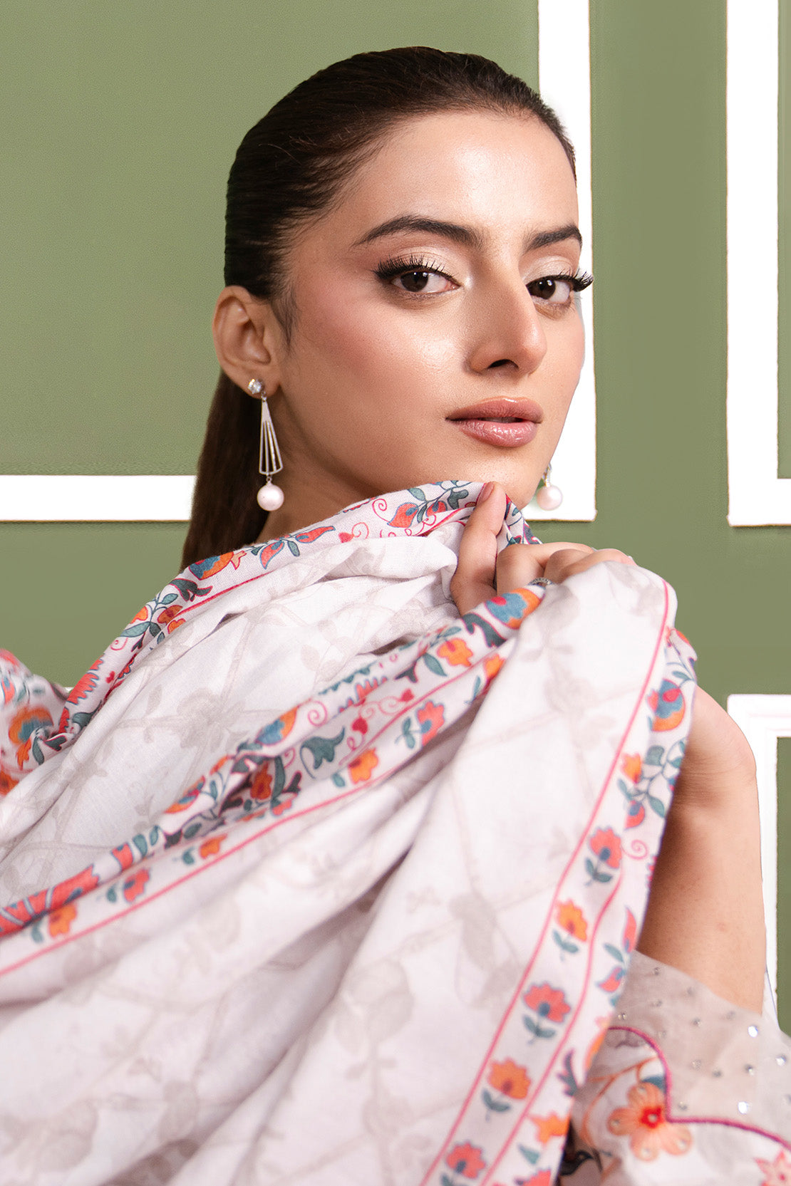 Printed - 3 Pc Cambric Suit