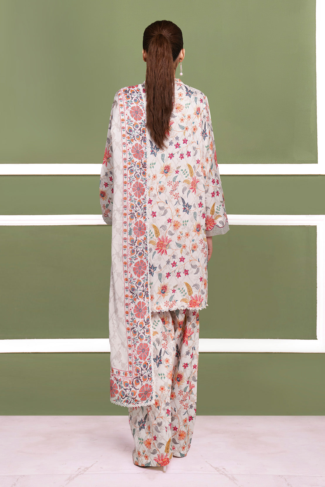 Printed - 3 Pc Cambric Suit