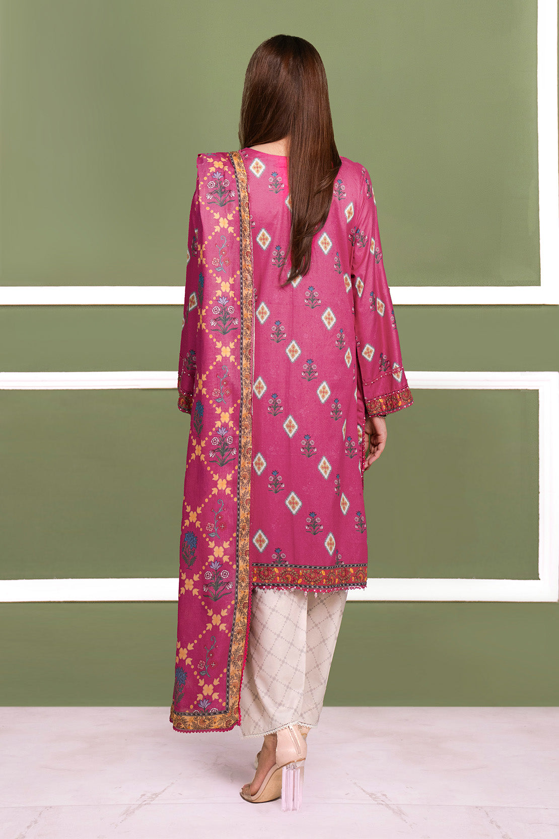 Printed - 3 Pc Cambric Suit