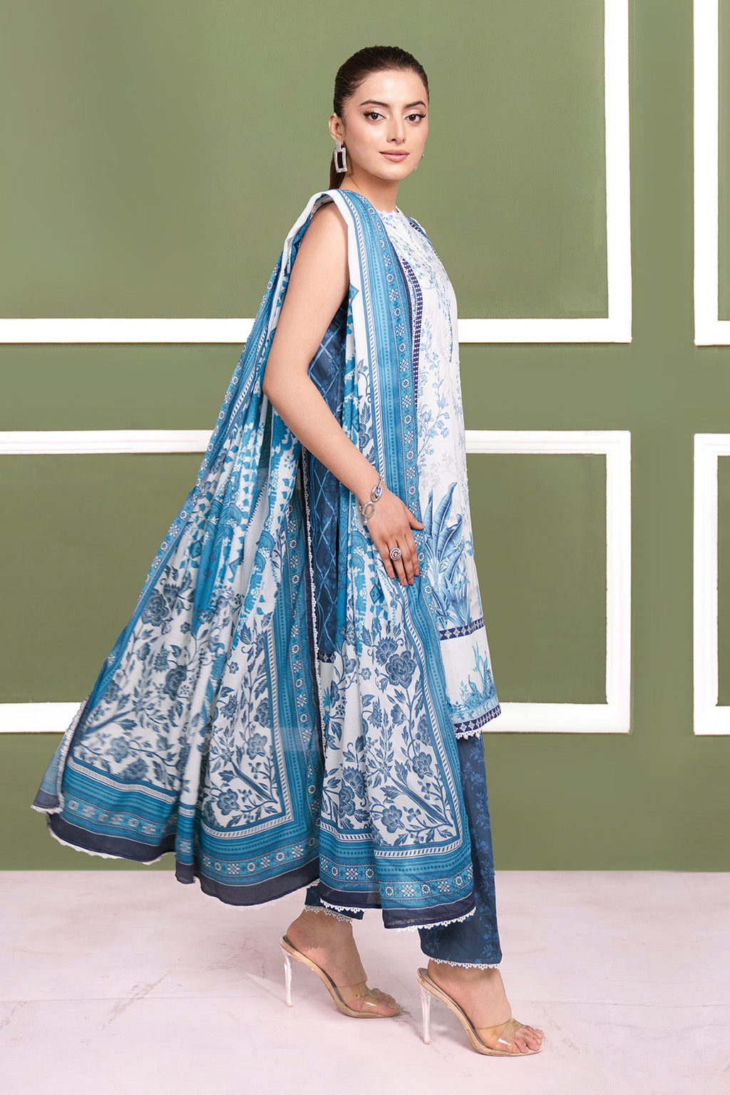 Printed - 3 Pc Cambric Suit