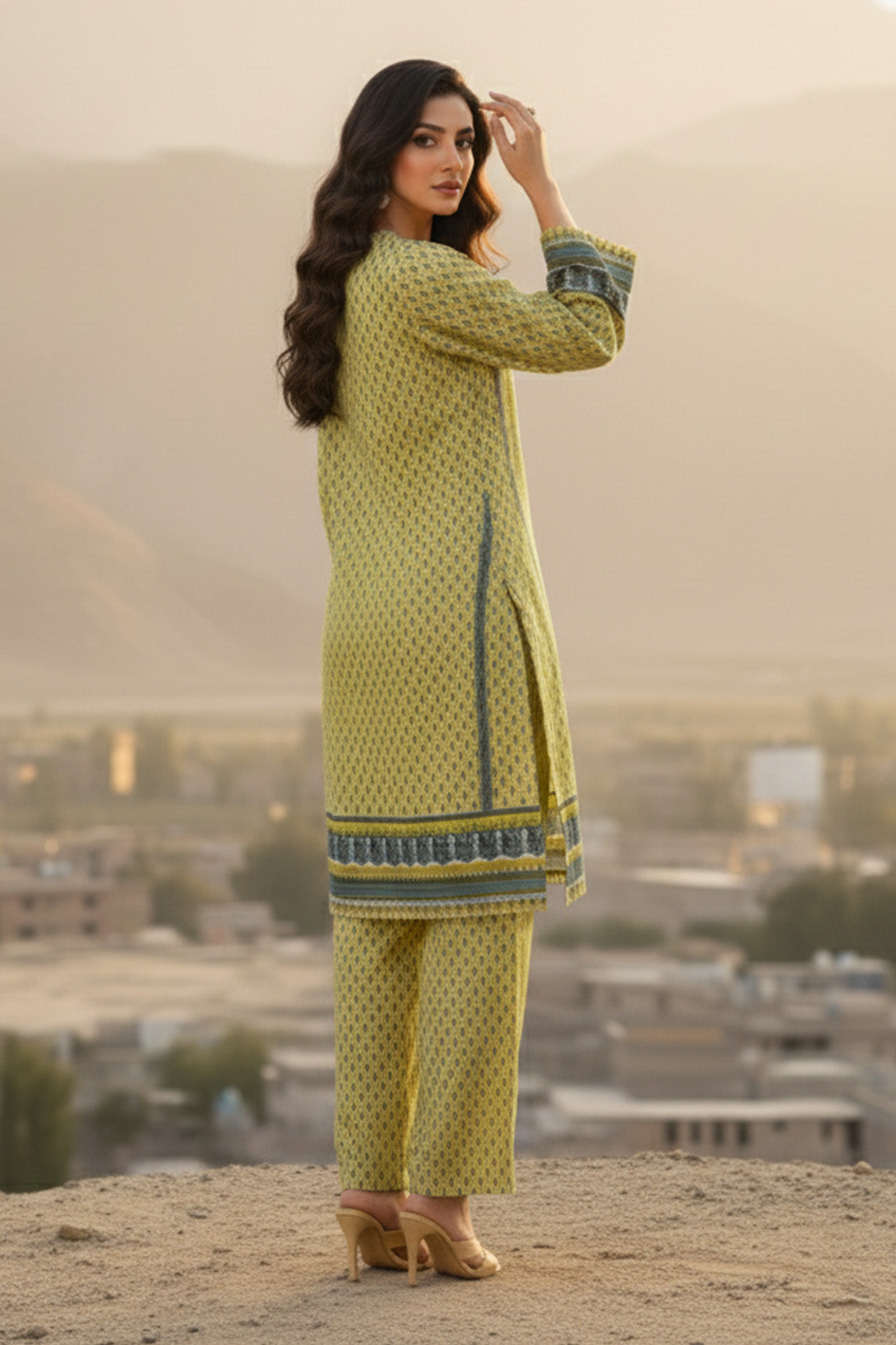 Printed - 2 Pc Karandi Suit