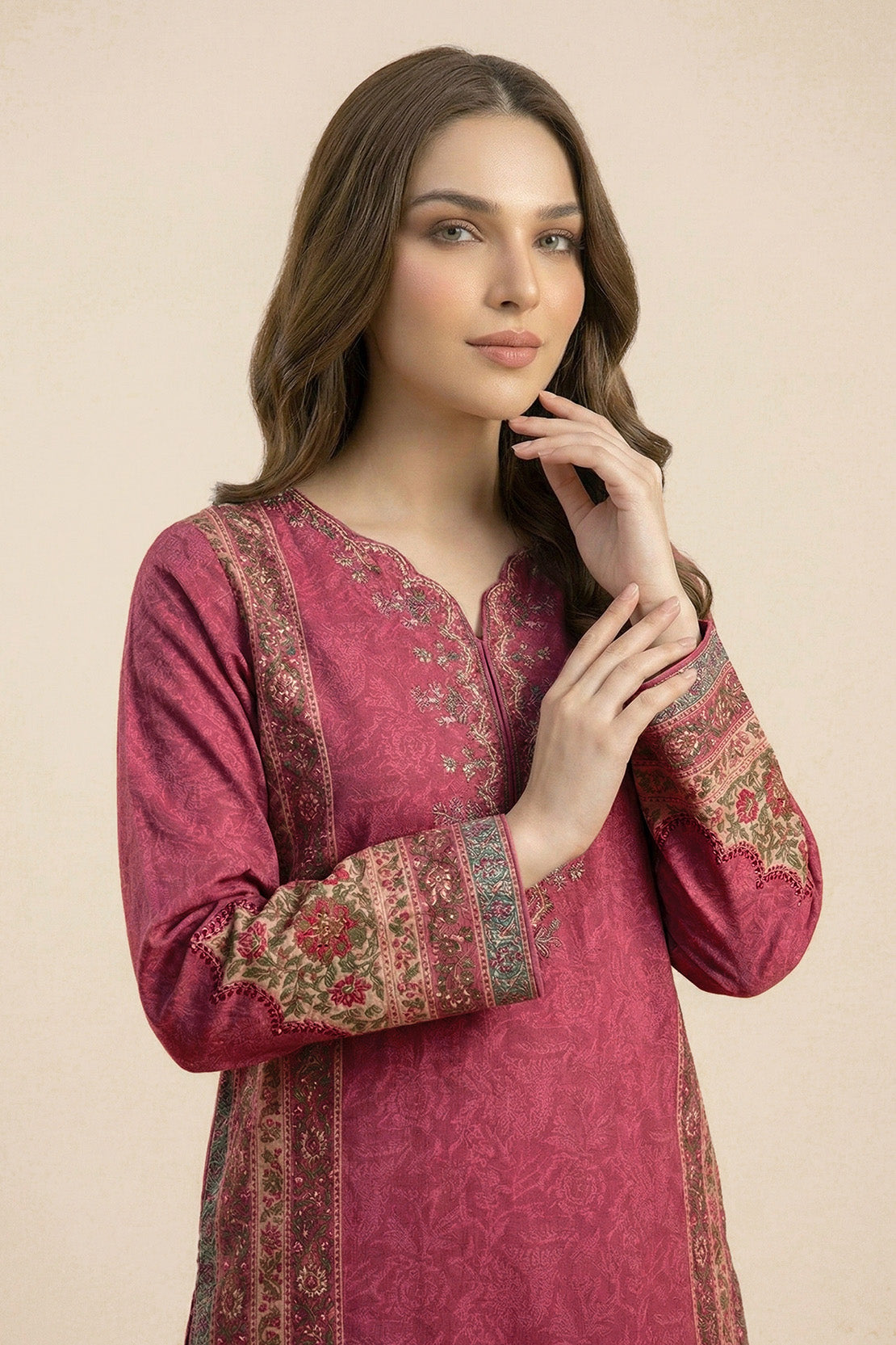 Embroidered - 2 Pc Lawn Suit
