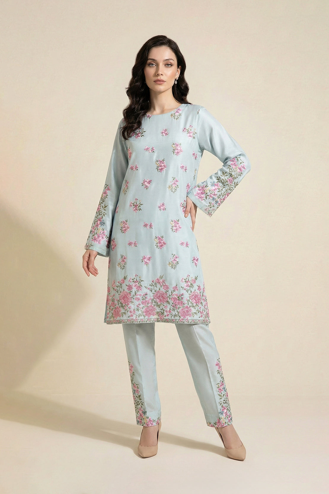 Embroidered - 2 Pc Lawn Suit