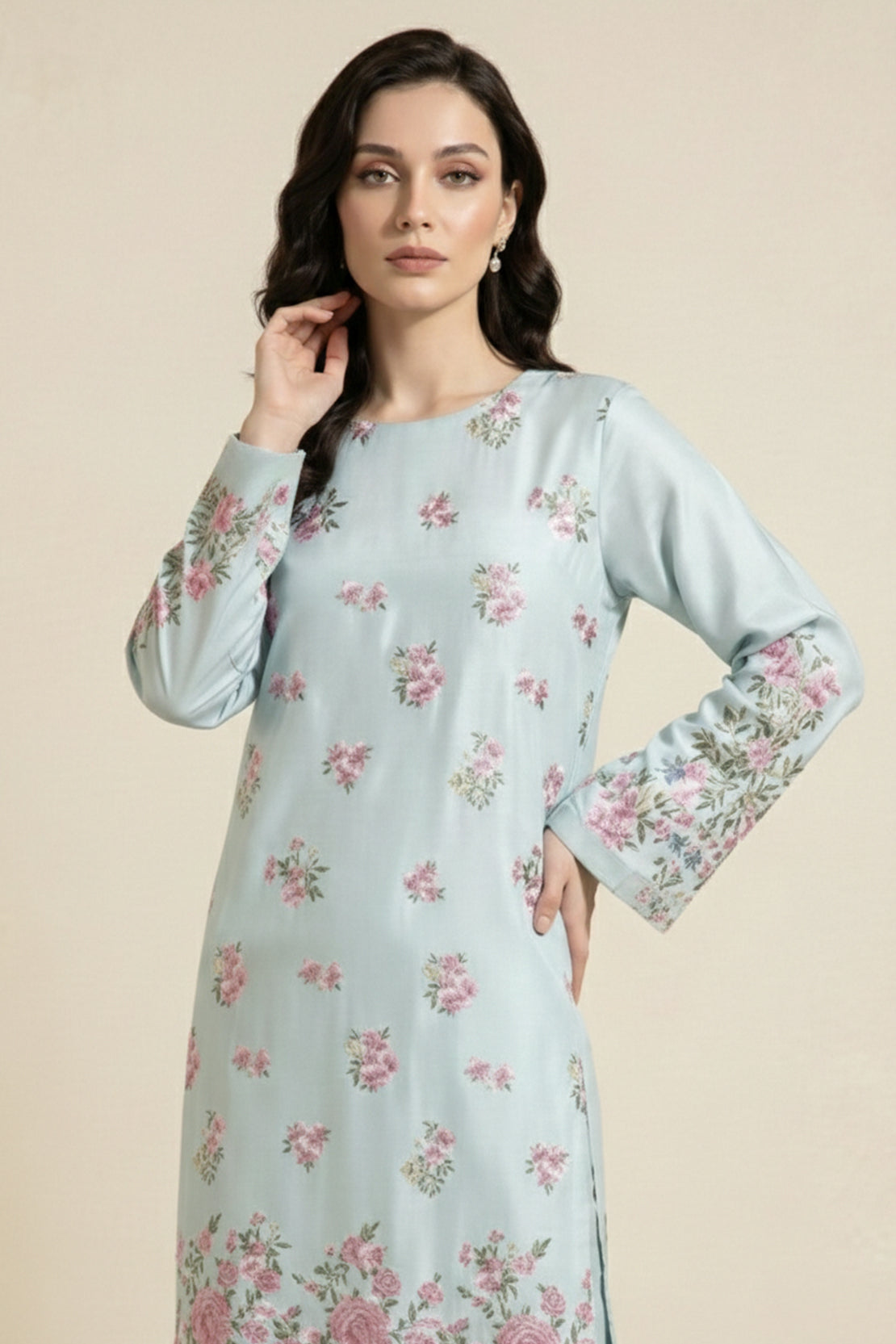 Embroidered - 2 Pc Lawn Suit