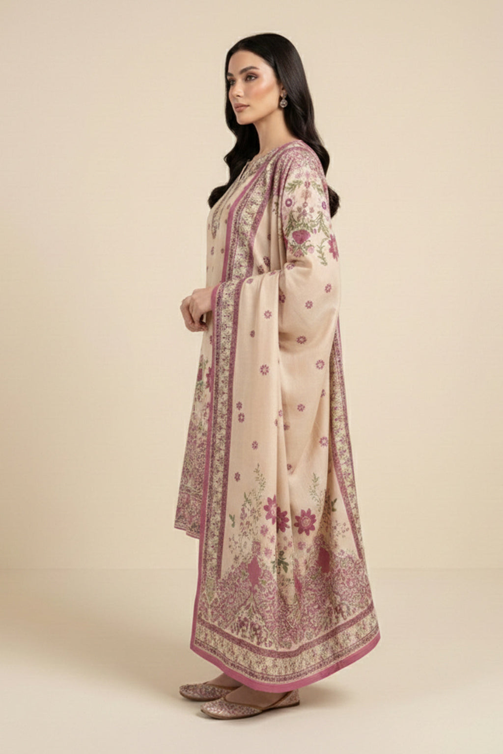 Embroidered - 3 Pc Lawn Suit