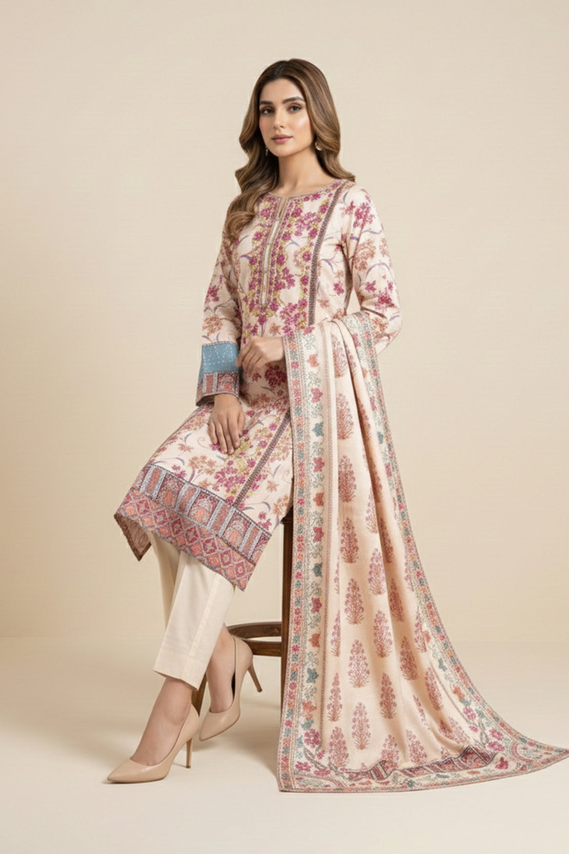 Embroidered - 3 Pc Lawn Suit