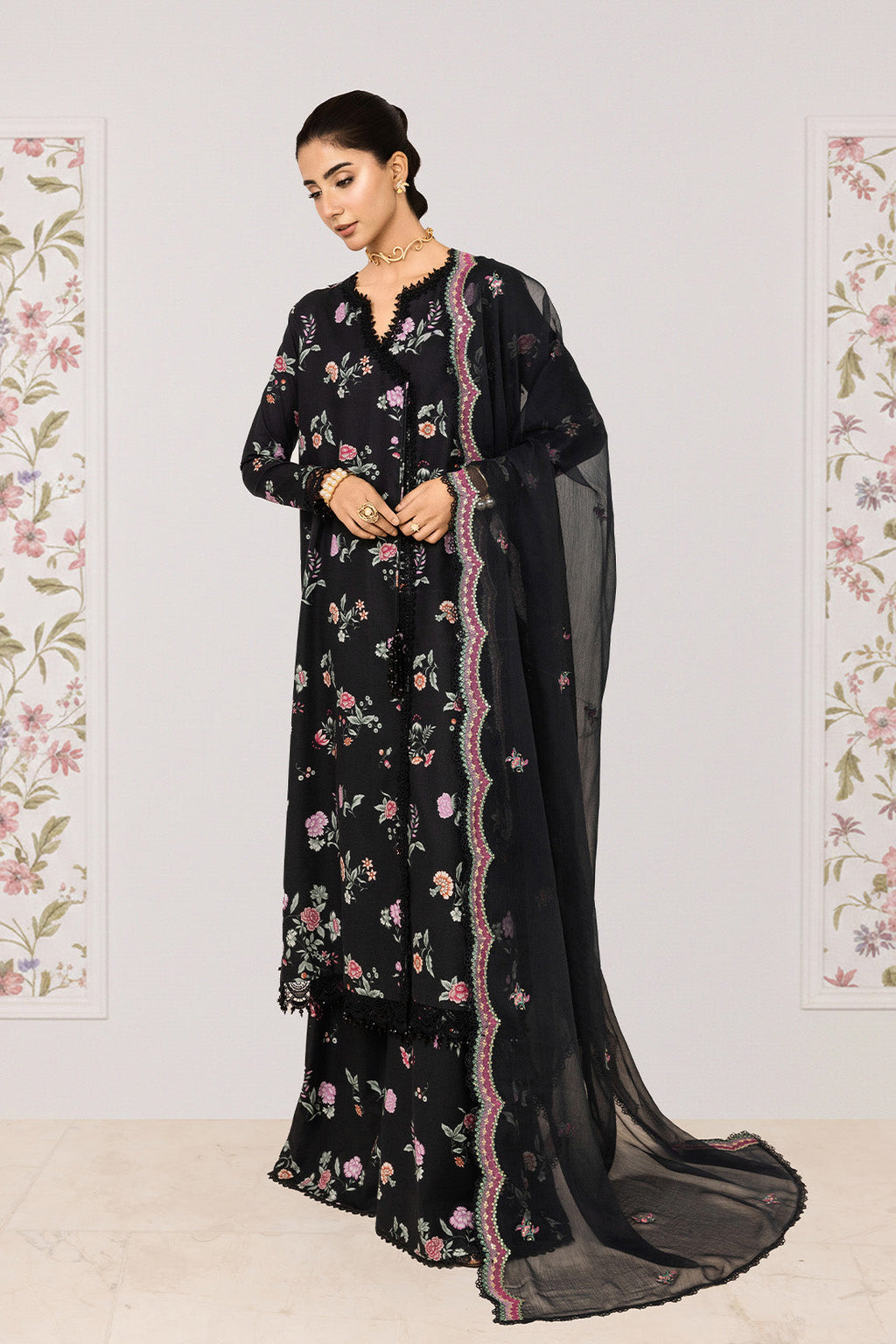 Embroidered - 3 Pc Lawn Suit (Embroidered Chiffon Dupatta)