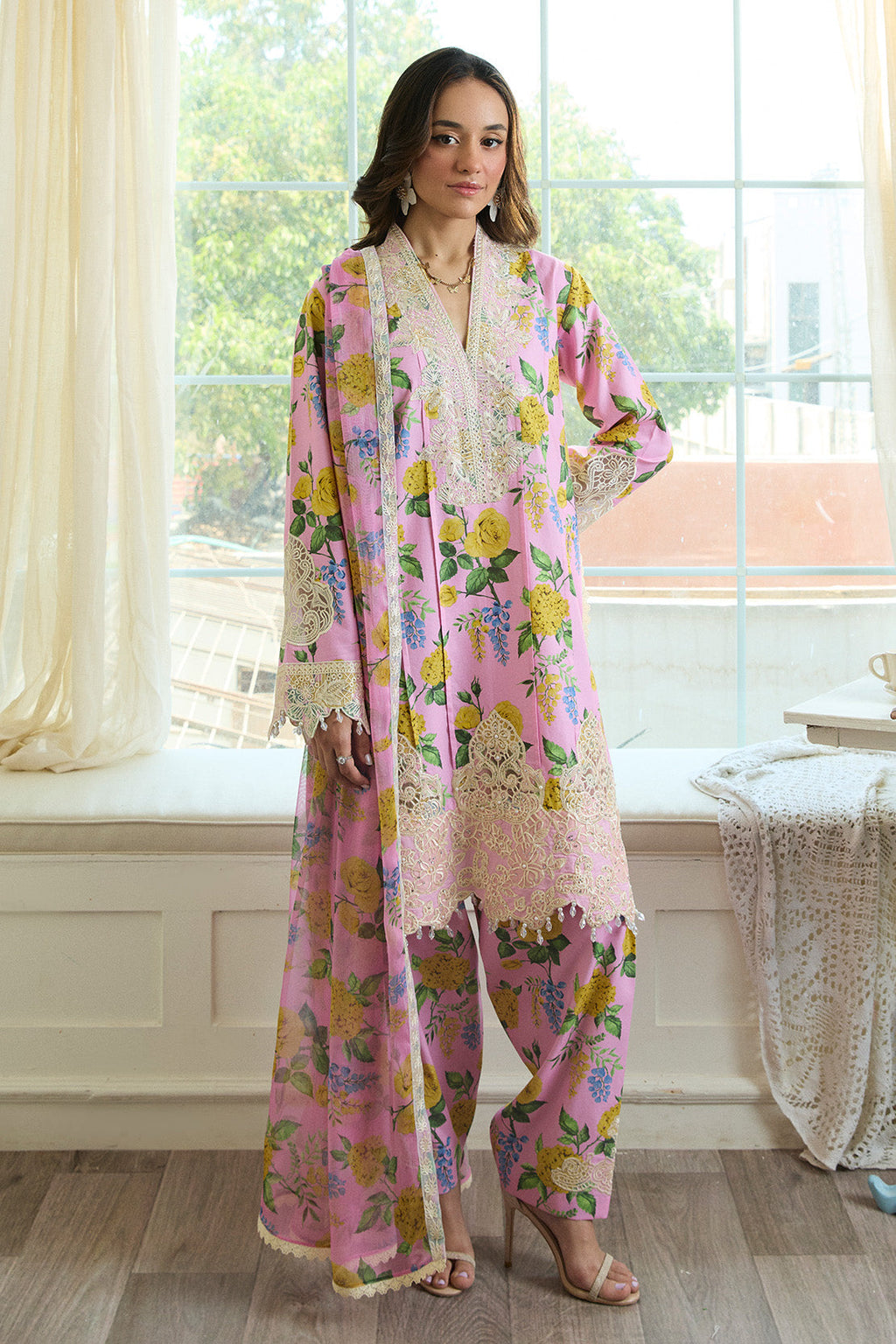 VIRAL BLUSH BLOOM – 3PC LAWN & CHIFFON LUXURY PRET