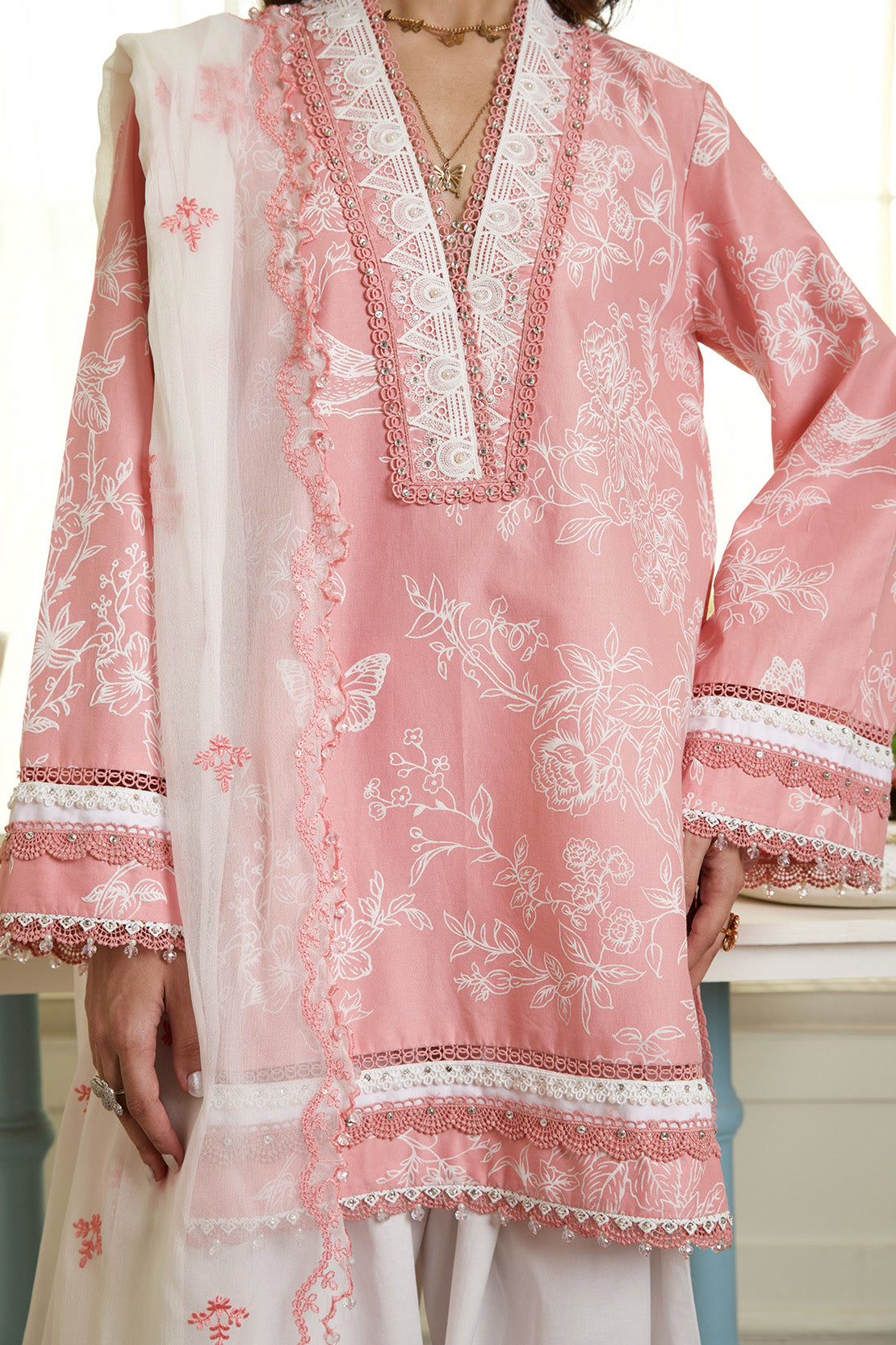NOORE – 3PC LAWN & CHIFFON LUXURY PRET