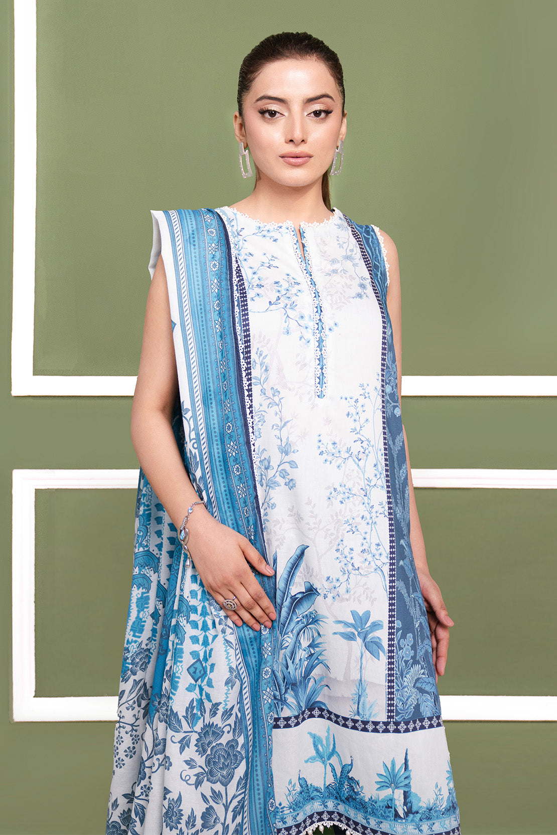 Printed - 3 Pc Cambric Suit