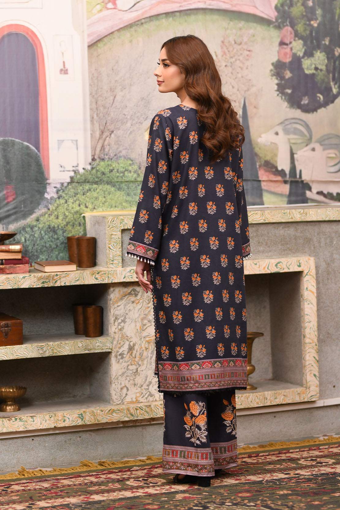 Embroidered - 2 Pc Khaddar Suit