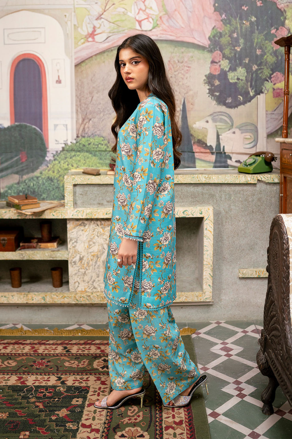 Printed - 2 Pc Khaddar Suit