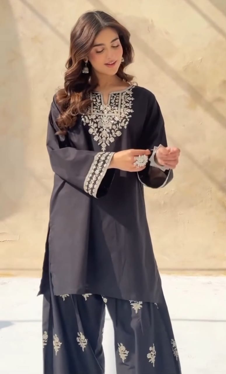 Black Trending Printed - 2 Pc Lawn Net Suit